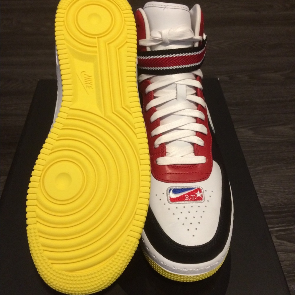 SOLD! NIB Nike Air Force 1 size 11 - Picture 5 of 5